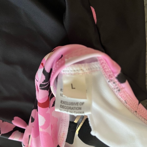 Floral Pink and Black Swim Top - Picture 5 of 5